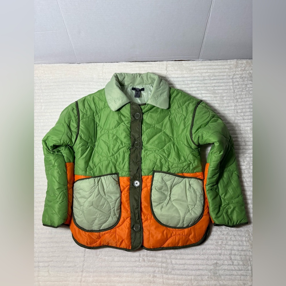 Forever 21
Girls Quilted Colorblock Puffer Jacket (Kids) in Green, SZ 9/10 NWT